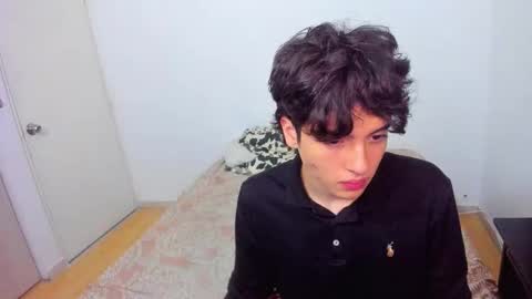 Snapshot of picaszomilos350 chatting on March 11, 2026, 7:36 am picaszomilos350 online show from March 11, 2026, 7:36 am