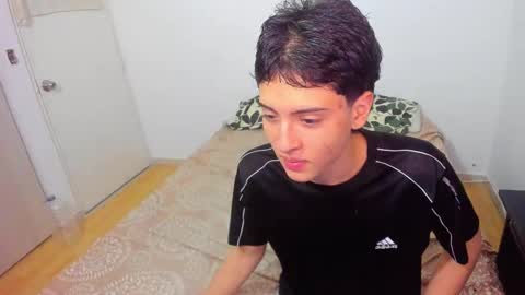 Snapshot of picaszomilos350 chatting on March 13, 2026, 7:26 am picaszomilos350 online show from March 13, 2026, 7:26 am