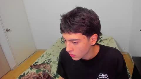 Snapshot of picaszomilos350 chatting on March 20, 2026, 11:15 am picaszomilos350 online show from March 20, 2026, 11:15 am