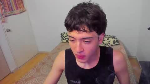 Snapshot of picaszomilos350 chatting on March 22, 2026, 2:09 pm picaszomilos350 online show from March 22, 2026, 2:09 pm