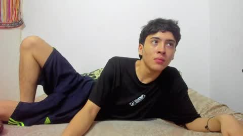 Snapshot of picaszomilos350 chatting on March 30, 2026, 7:37 pm picaszomilos350 online show from March 30, 2026, 7:37 pm