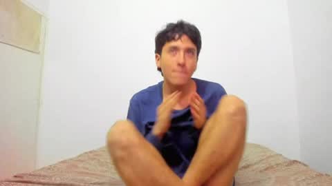 Snapshot of picaszomilos350 chatting on April 2, 2026, 6:55 am picaszomilos350 online show from April 2, 2026, 6:55 am