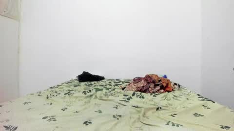 Snapshot of picaszomilos350 chatting on April 6, 2026, 6:03 am picaszomilos350 online show from April 6, 2026, 6:03 am