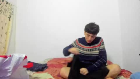 Snapshot of picaszomilos350 chatting on April 11, 2026, 7:45 am picaszomilos350 online show from April 11, 2026, 7:45 am