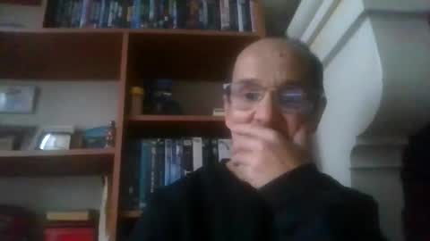 Snapshot of pichoun71 chatting on February 8, 2026, 10:18 am pichoun71 online show from February 8, 2026, 10:18 am