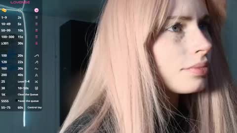 Snapshot of piera_ chatting on October 19, 2025, 6:41 pm Piera online show from October 19, 2025, 6:41 pm