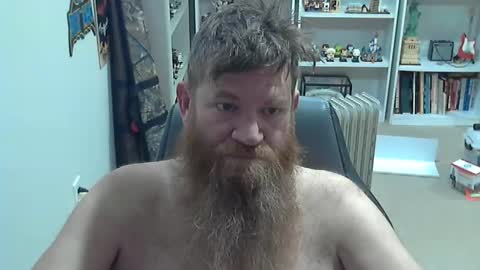 Snapshot of pierced2878 chatting on February 25, 2026, 3:32 pm pierced2878 online show from February 25, 2026, 3:32 pm