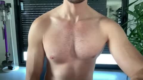 pierre81000 online show from November 22, 2025, 3:11 pm