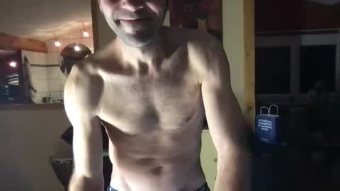 pierrohhh online show from December 17, 2025, 9:21 pm