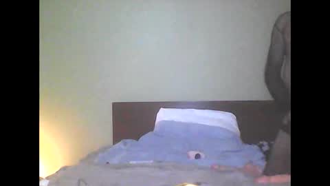 pigbear4trans online show from January 14, 2025, 7:17 am