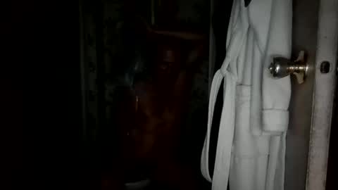 pigbear4trans online show from February 5, 2025, 10:19 am