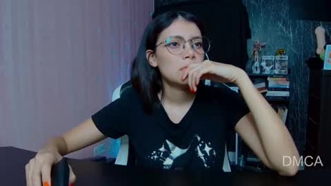 Andrea G online show from November 10, 2025, 2:32 am