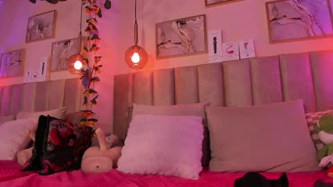 Snapshot of pikayle chatting on January 6, 2026, 9:50 pm PIKAYLE online show from January 6, 2026, 9:50 pm