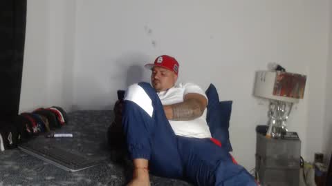 pikoro_gomez online show from February 22, 2025, 4:07 am