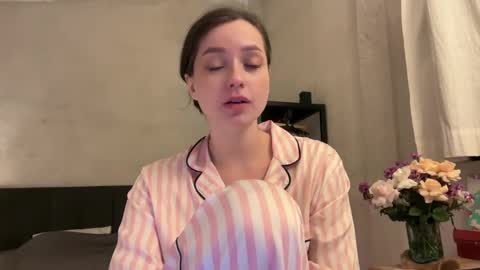 Trisha     online show from March 8, 2025, 11:37 am