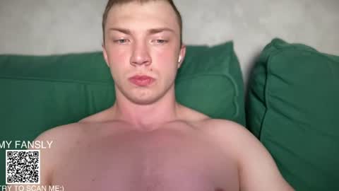 Snapshot of pimple_gang chatting on June 12, 2026, 1:26 am Sasha online show from June 12, 2026, 1:26 am