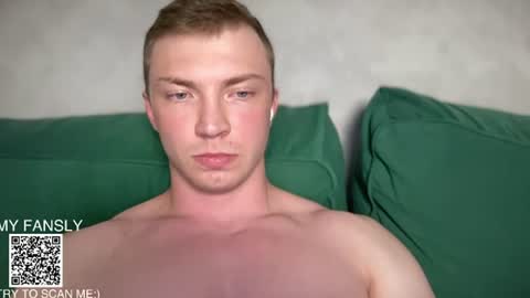 Snapshot of pimple_gang chatting on June 12, 2026, 11:14 pm Sasha online show from June 12, 2026, 11:14 pm