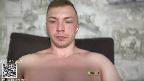 Snapshot of pimple_gang chatting on July 7, 2026, 8:24 pm Sasha online show from July 7, 2026, 8:24 pm