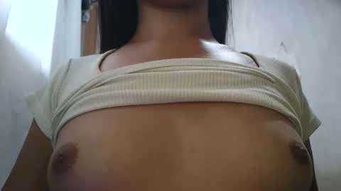 Girlie online show from January 13, 2026, 8:52 am