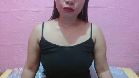 pinay_hot_mama005 online show from October 28, 2025, 11:07 pm