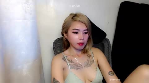 pinay_romancee online show from November 27, 2025, 7:43 am