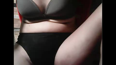 Nica online show from November 27, 2025, 7:05 pm