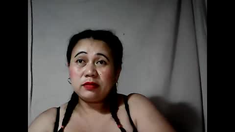 pinaymama12345 online show from February 26, 2025, 1:08 pm