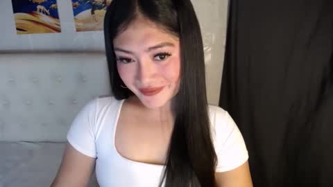 Snapshot of pinaymelanie chatting on May 27, 2026, 9:23 pm pinaymelanie online show from May 27, 2026, 9:23 pm