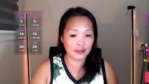 ROSELYN online show from April 29, 2026, 3:16 pm