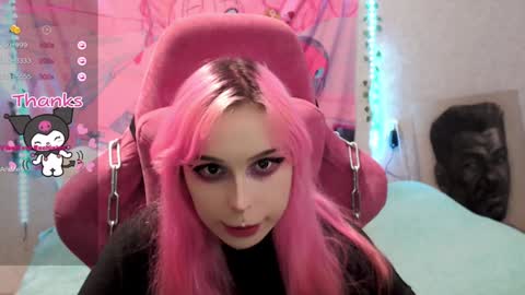 Snapshot of pineapple_dope chatting on January 16, 2025, 10:34 pm Nancy online show from January 16, 2025, 10:34 pm