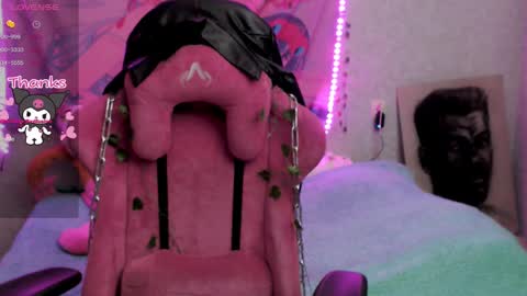 Snapshot of pineapple_dope chatting on February 10, 2025, 9:47 pm Nancy online show from February 10, 2025, 9:47 pm
