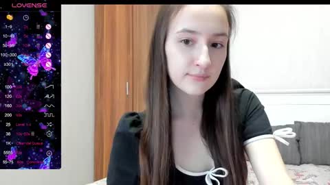 pingviluly online show from December 16, 2025, 11:04 am