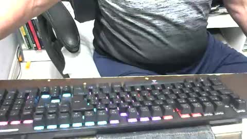 pinheiro86 online show from December 16, 2025, 2:27 am