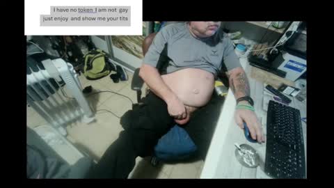 pini_z online show from December 23, 2024, 3:01 pm