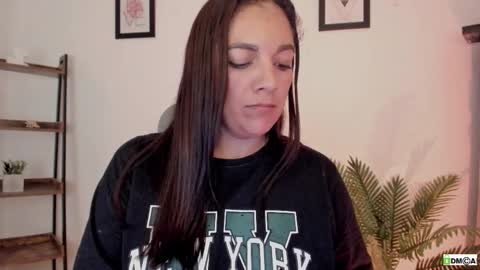 Snapshot of pink_kitten_ chatting on February 27, 2026, 7:03 pm Eli online show from February 27, 2026, 7:03 pm