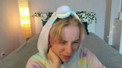 pink_lila18 online show from September 9, 2025, 8:14 am