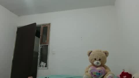 pink_love_25 online show from March 18, 2026, 5:10 am