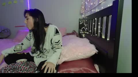 pink_tv online show from September 30, 2025, 1:21 am