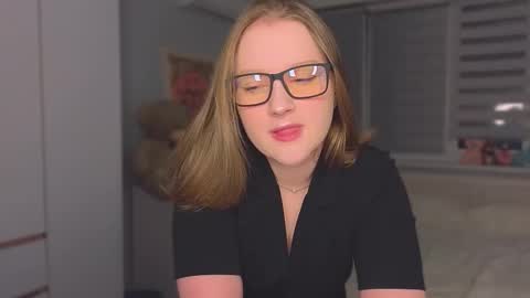 pinkiep1e online show from January 18, 2026, 12:25 am