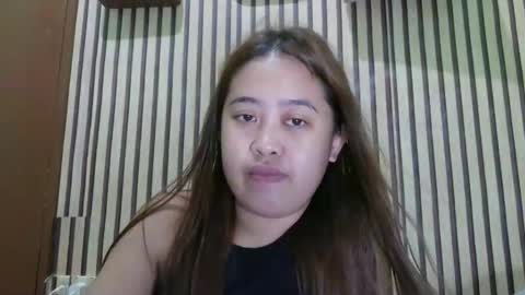 Snapshot of pinkish_shine chatting on May 10, 2026, 8:58 pm Hi its me shine online show from May 10, 2026, 8:58 pm
