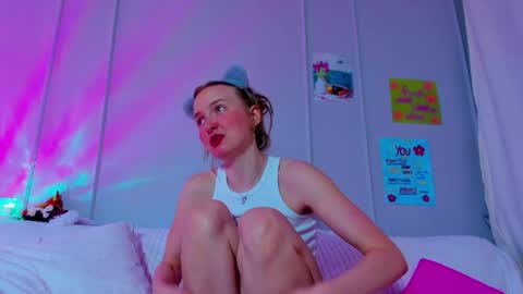 Mila online show from March 27, 2026, 8:37 am