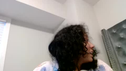 pinksugar online show from December 26, 2024, 2:37 pm