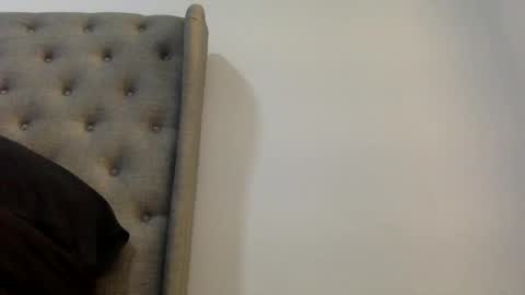 pinksugar online show from October 21, 2025, 5:41 am