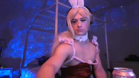 pinkpillbambi online show from November 13, 2025, 2:43 am