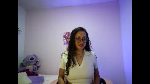 Snapshot of pinkvixen69 chatting on January 12, 2026, 1:00 am pinkvixen69 online show from January 12, 2026, 1:00 am