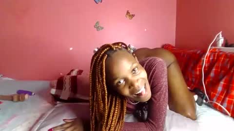 Snapshot of pinky_cockoo chatting on March 2, 2026, 12:35 am pinky_cockoo online show from March 2, 2026, 12:35 am