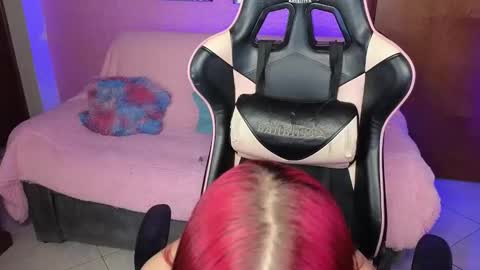 pinkygirl20 online show from March 6, 2026, 5:48 am