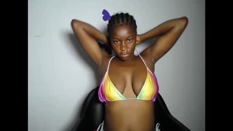 pinkykiki_247 online show from December 18, 2025, 5:46 am