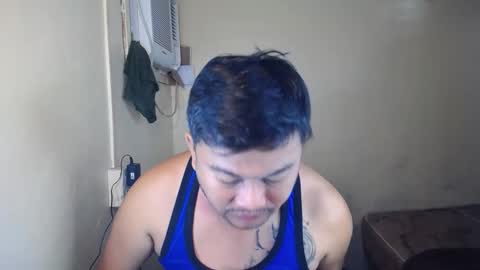 pinoy041087 online show from January 19, 2026, 2:10 pm