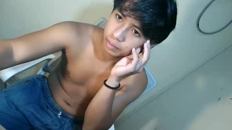 pinoy_fuckboyxxx online show from May 27, 2026, 7:05 am